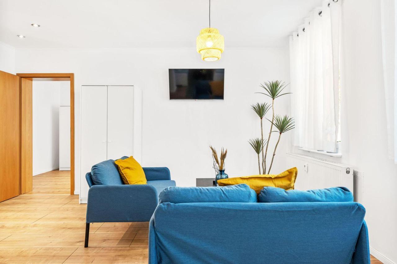 Chic & Modern Apartment Йютербог Экстерьер фото